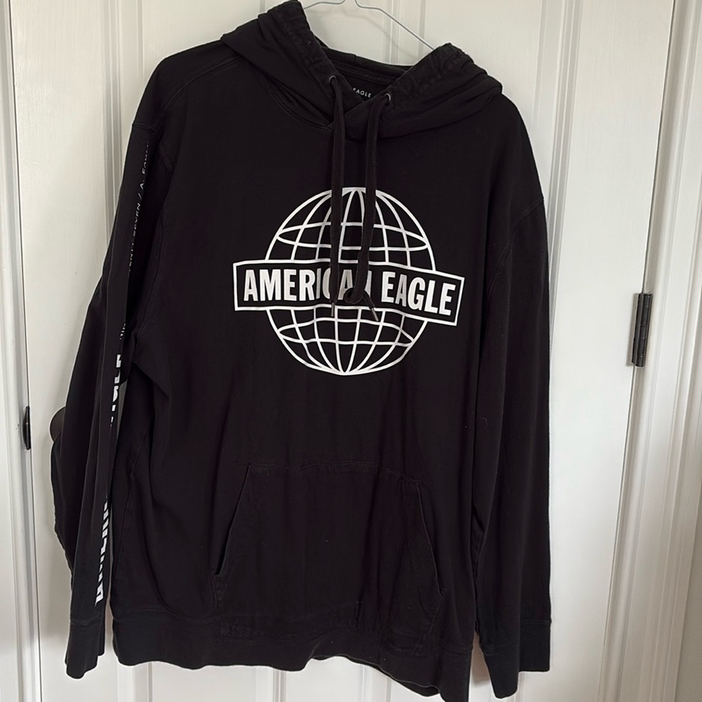 American Eagle hooded long sleeve